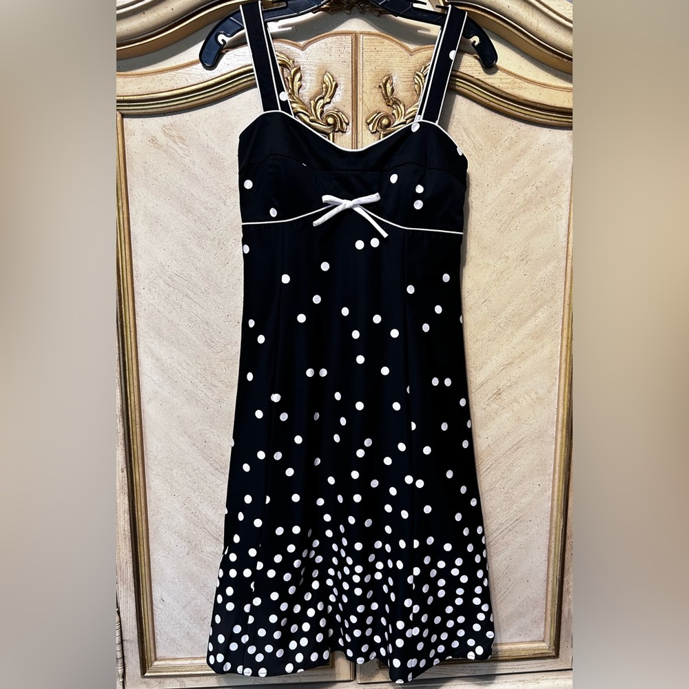 Madison Leigh Black & White Retro Rockabilly Smocked Polka Dot Sleeveless Dress